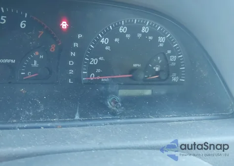 2002 Toyota Camry Le z USA, uszkodzony, nr VIN 4T1BE32K02U521608